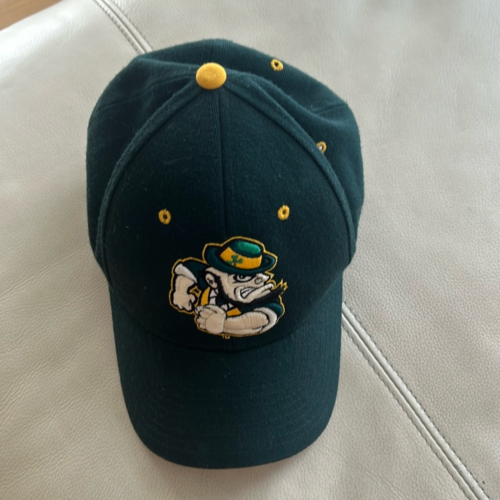 Men’s Fighting Irish Blue Slip on cap